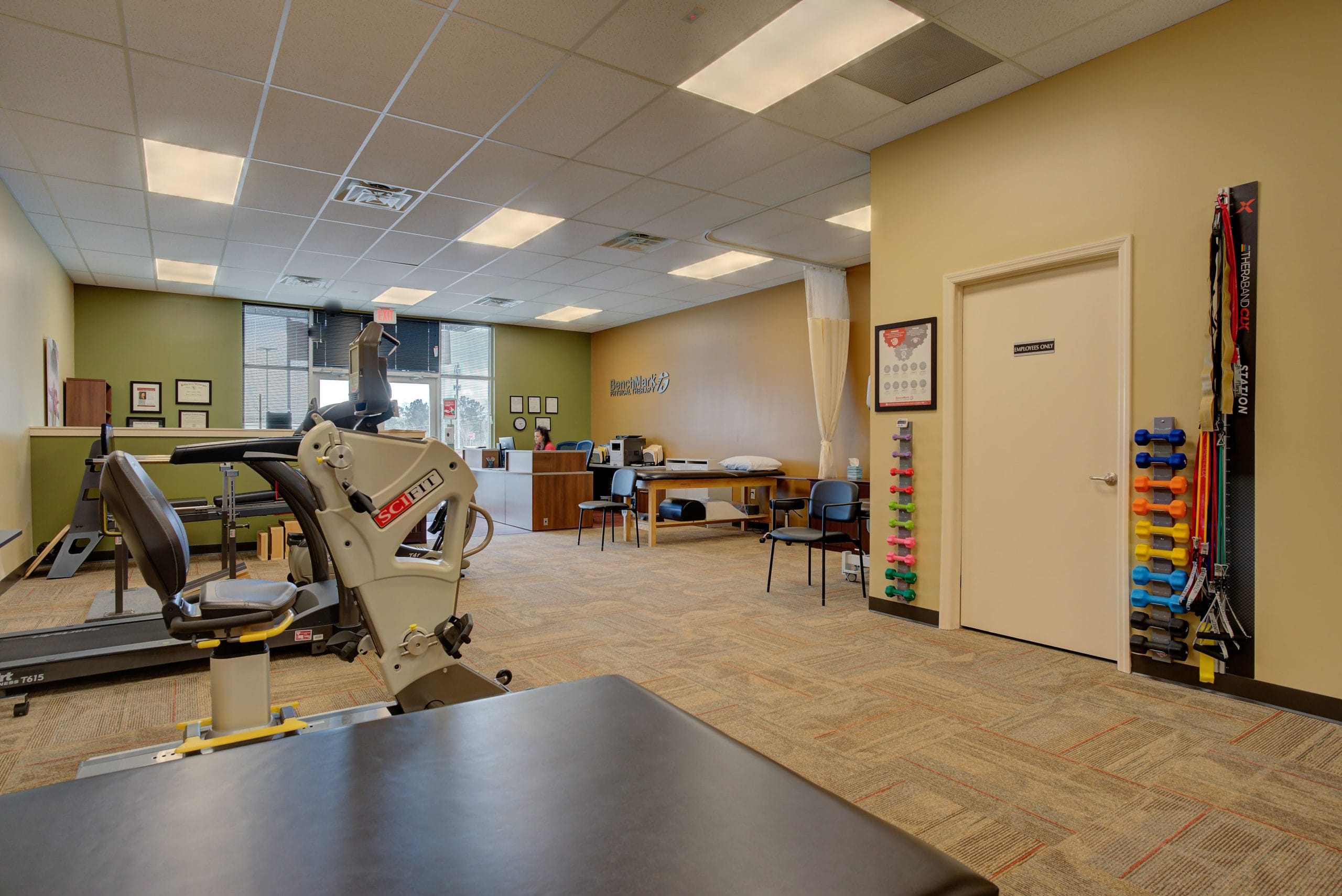 Physical Therapy in Hoover, AL Road Plaza BenchMark Physical