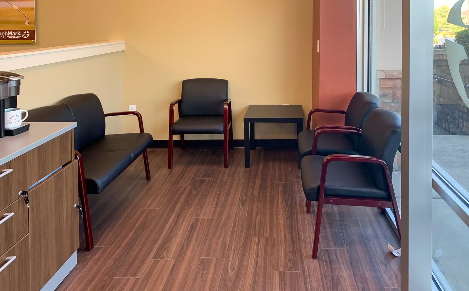 Physical Therapy in Louisville, KY Hikes Point BenchMark Physical